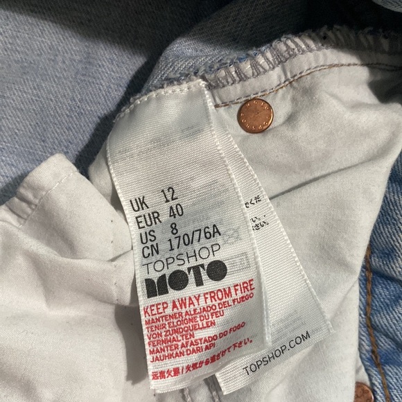Topshop Distressed Denim Ripped Mom Shorts 8 - Picture 4 of 5